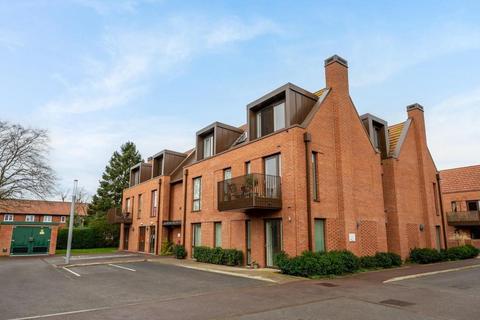 2 bedroom retirement property for sale, Parker Court, Haxby Road, New Earswick, York,YO32 4DU