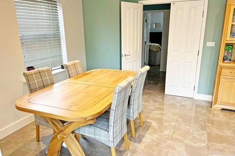 4 bedroom detached house for sale, Green Hedge Lane, Leicester, LE7