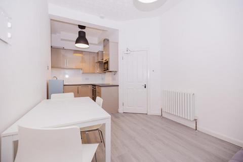 undefined, 2732LT – Bank Street, Edinburgh, EH1 2LN