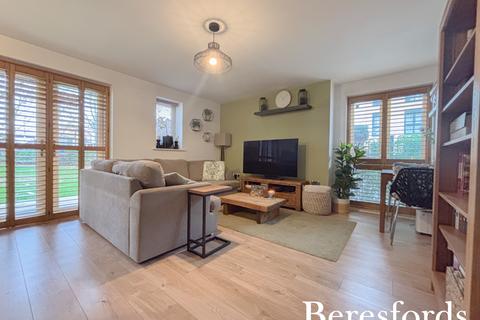 2 bedroom apartment for sale, Anglia Way, South Ockendon, RM15