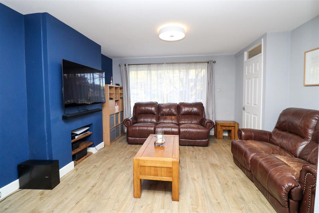 Living/Dining Room