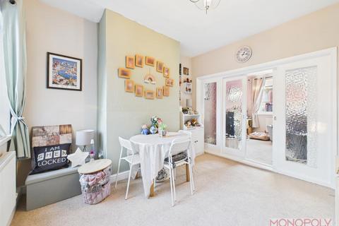 2 bedroom terraced house for sale, Norman Road, Wrexham