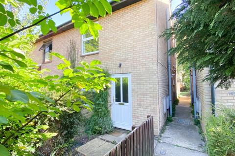 1 bedroom terraced house to rent, Station Road, Impington