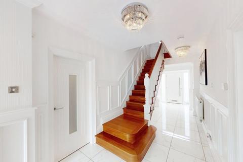 4 bedroom detached house to rent, Cornwall Avenue, Bolton, BL5