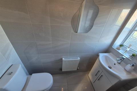 3 bedroom semi-detached house for sale, Canalside, Coventry