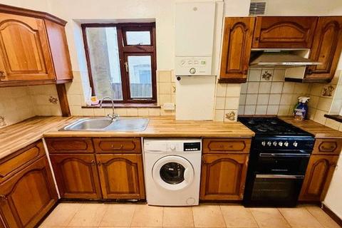 undefined, Spencer Road, Mitcham, CR4