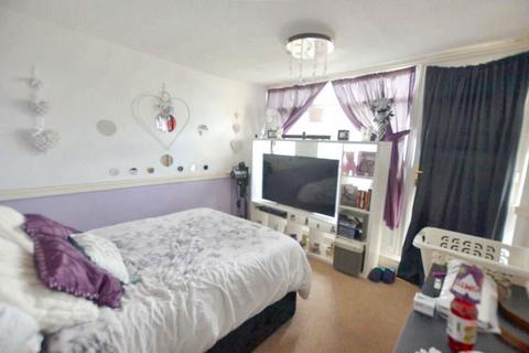 undefined, Neville Court, Sulgrave, Washington, Tyne and Wear, NE37 3DY