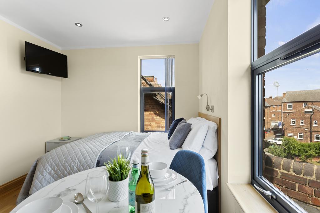 Apartment in Rushcliffe, Abbey Park - View 4