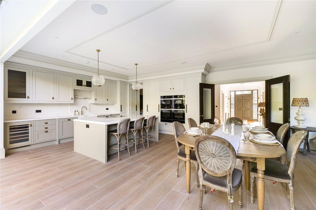 Kitchen/Breakfast