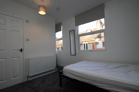 undefined, Oxford Street, Kettering, Northamptonshire, NN16