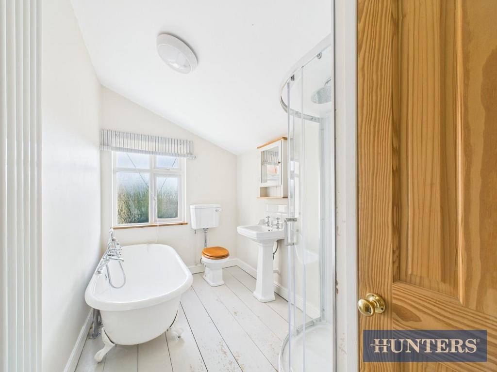 Bathroom alt