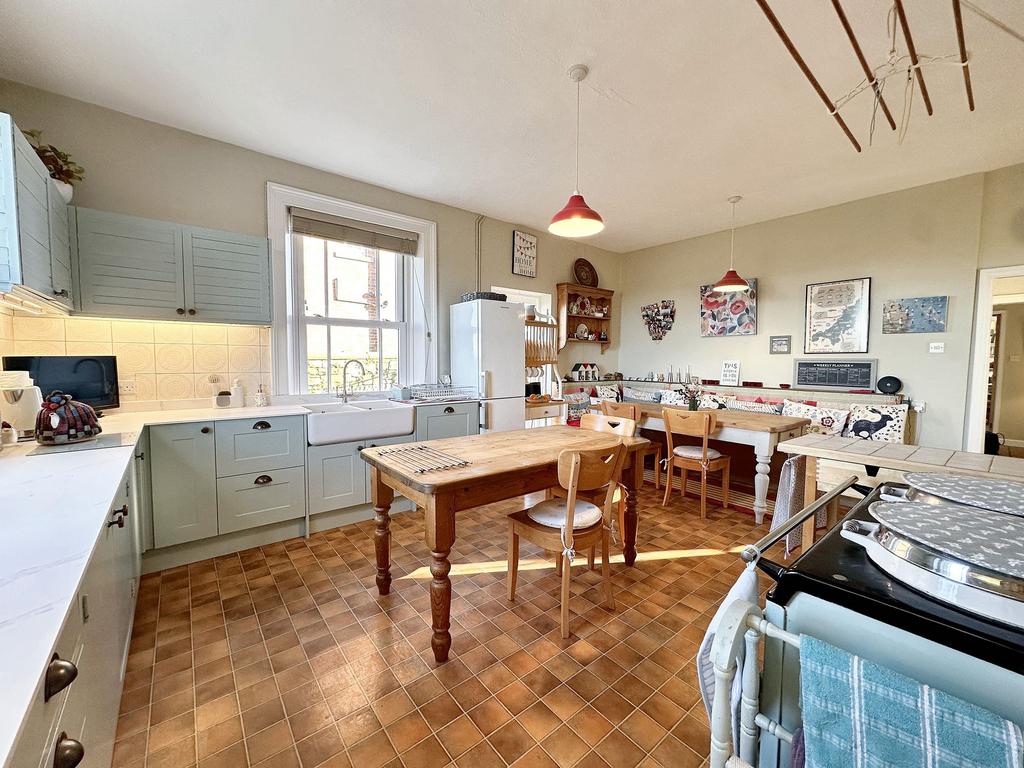 Dining Kitchen