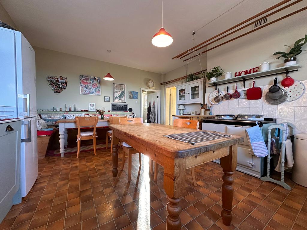 Dining Kitchen