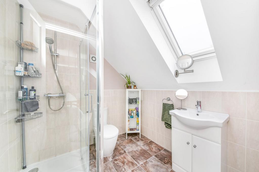 Bedroom one en suite