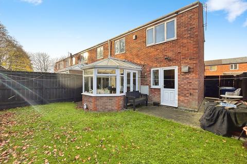 3 bedroom end of terrace house for sale, Waverdale Way, South Shields