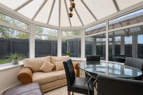 3 bedroom end of terrace house for sale, Waverdale Way, South Shields