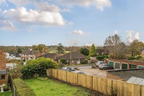 undefined, Park Lane East, Surrey RH2