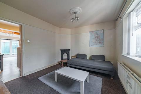 4 bedroom terraced house for sale, Princess Road, Manchester M14