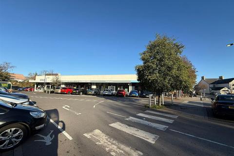 Retail property (high street) to rent, Birds Ln Cowbridge CF71 7YP