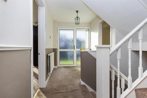 3 bedroom semi-detached house for sale, Forest Hill Gardens, Huddersfield HD3