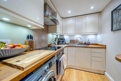 2 bedroom flat for sale, Newbury,  Berkshire,  RG14