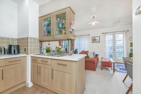 1 bedroom flat to rent, Abbeyfield Road, LONDON SE16