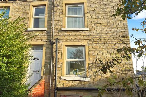 2 bedroom end of terrace house to rent, Scholes Road, Birkby, Huddersfield, HD2