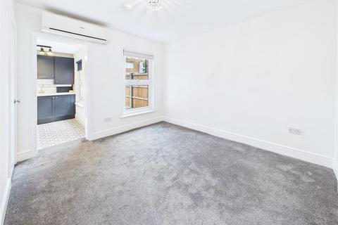 undefined, Chase Road, Brentwood