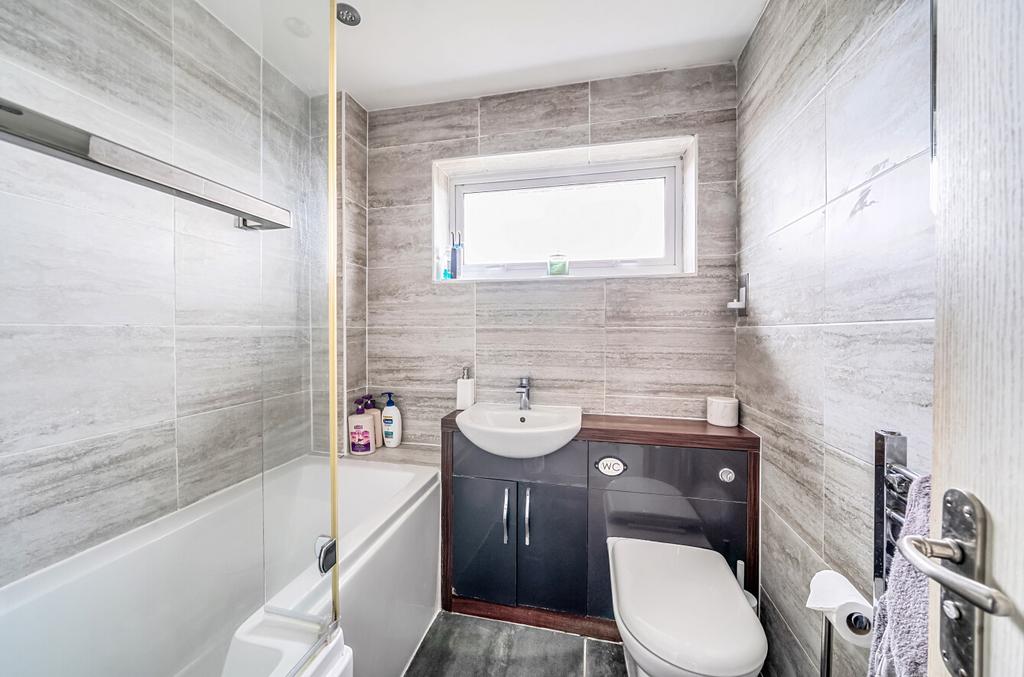 1383182-9-69245d1...