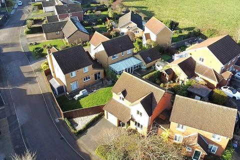 3 bedroom detached house for sale, Churchill Road, Earls Barton, Northamptonshire NN6
