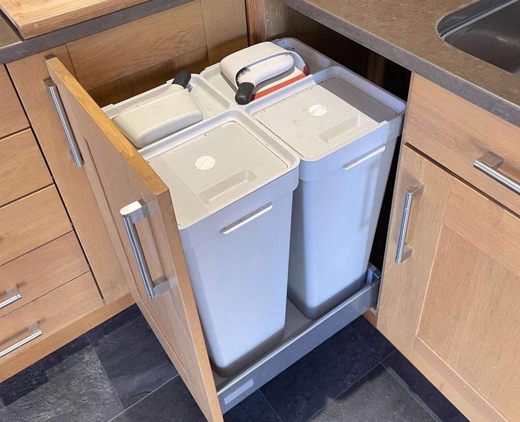 Bin Tidy