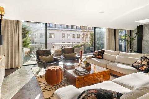 3 bedroom penthouse for sale, Strand, London WC2R