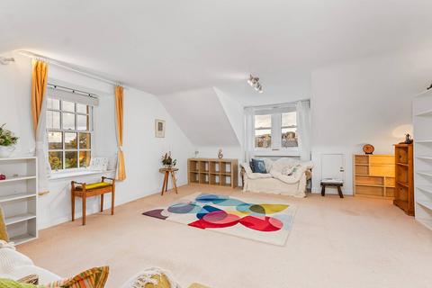 2 bedroom flat for sale, 1/4 Boroughloch, Newington, Edinburgh, EH8 9NL