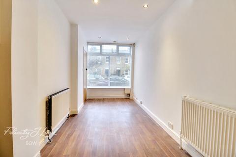 1 bedroom flat to rent, Coborn Road, LONDON