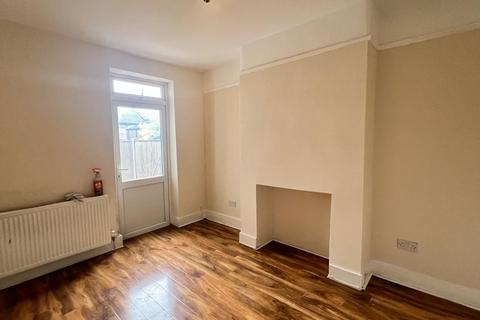 undefined, London, SE25