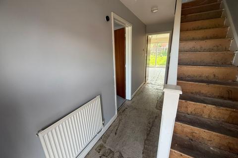 undefined, Brierley Hill, DY5