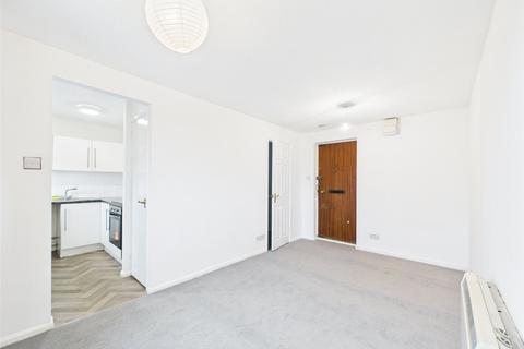 1 bedroom apartment for sale, Harris Close, Churchdown, Gloucester, Gloucestershire, GL3