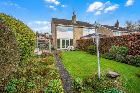 3 bedroom semi-detached house for sale, Avon Road, Darlington
