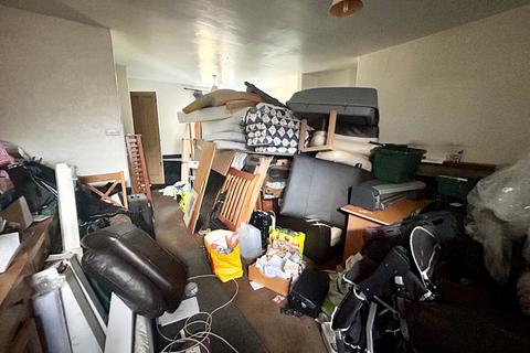 3 bedroom semi-detached house for sale, Damems Road, Keighley, BD21