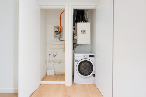 1 bedroom apartment to rent, , Masthead House, Rope Terrace, London