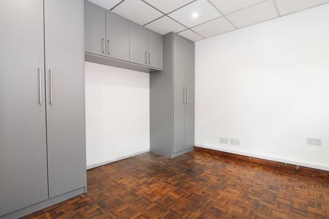 undefined, Allenby Road, Southall, UB1