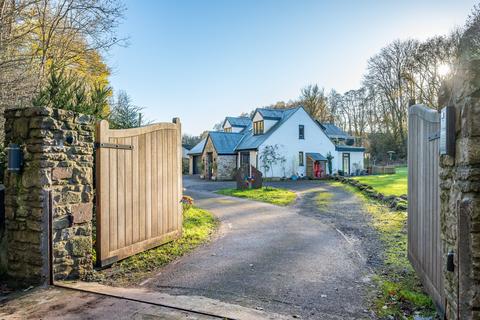 undefined, Lower Common, Aylburton