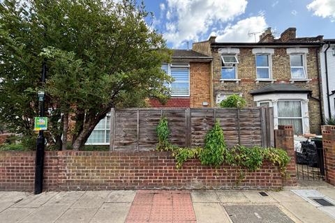 62A Avenue Road, Haringey, London, N15 5JH