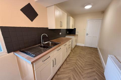 4 bedroom terraced house to rent, Allerton Road, Tranmere CH42