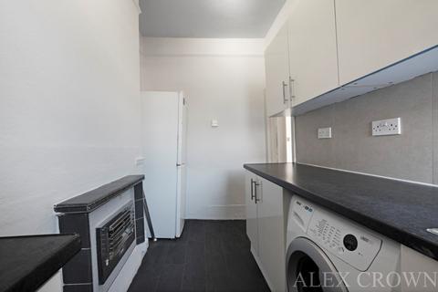 4 bedroom maisonette to rent, Lordship Lane, Wood Green