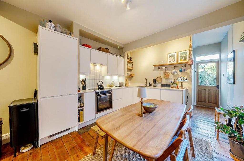 Kitchen Diner2.jpg