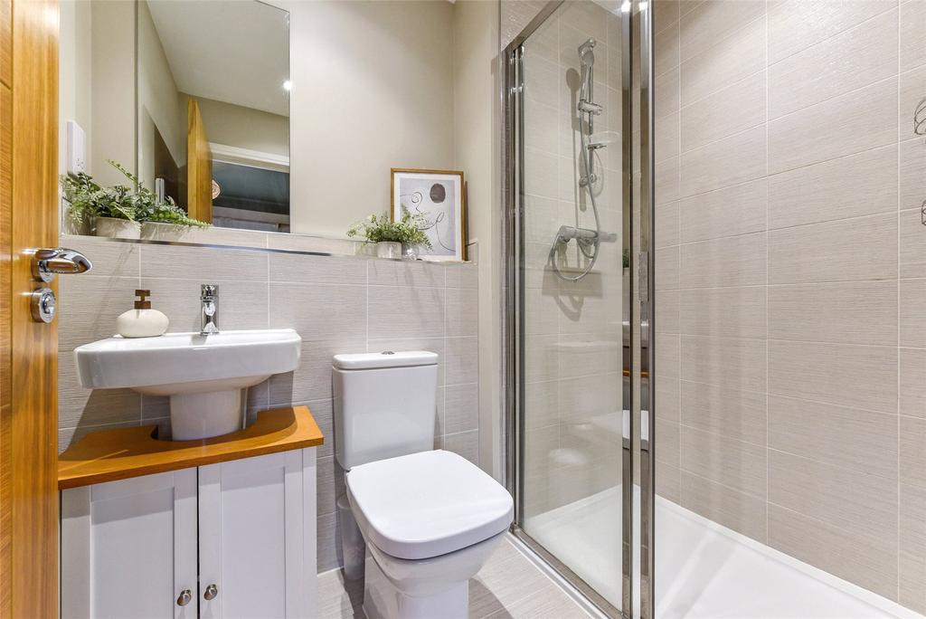 Shower Room En-Suite