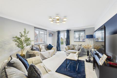 3 bedroom end of terrace house for sale, Millias Close, Brough