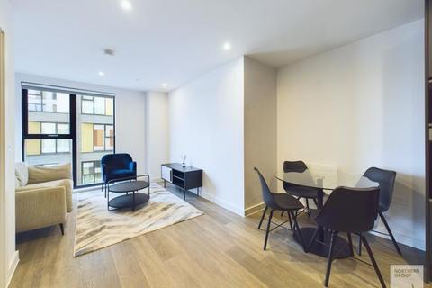 undefined, High Definition :: 5th Floor