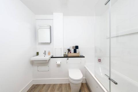 undefined, Triangle Place, Clapham South, London, SW4